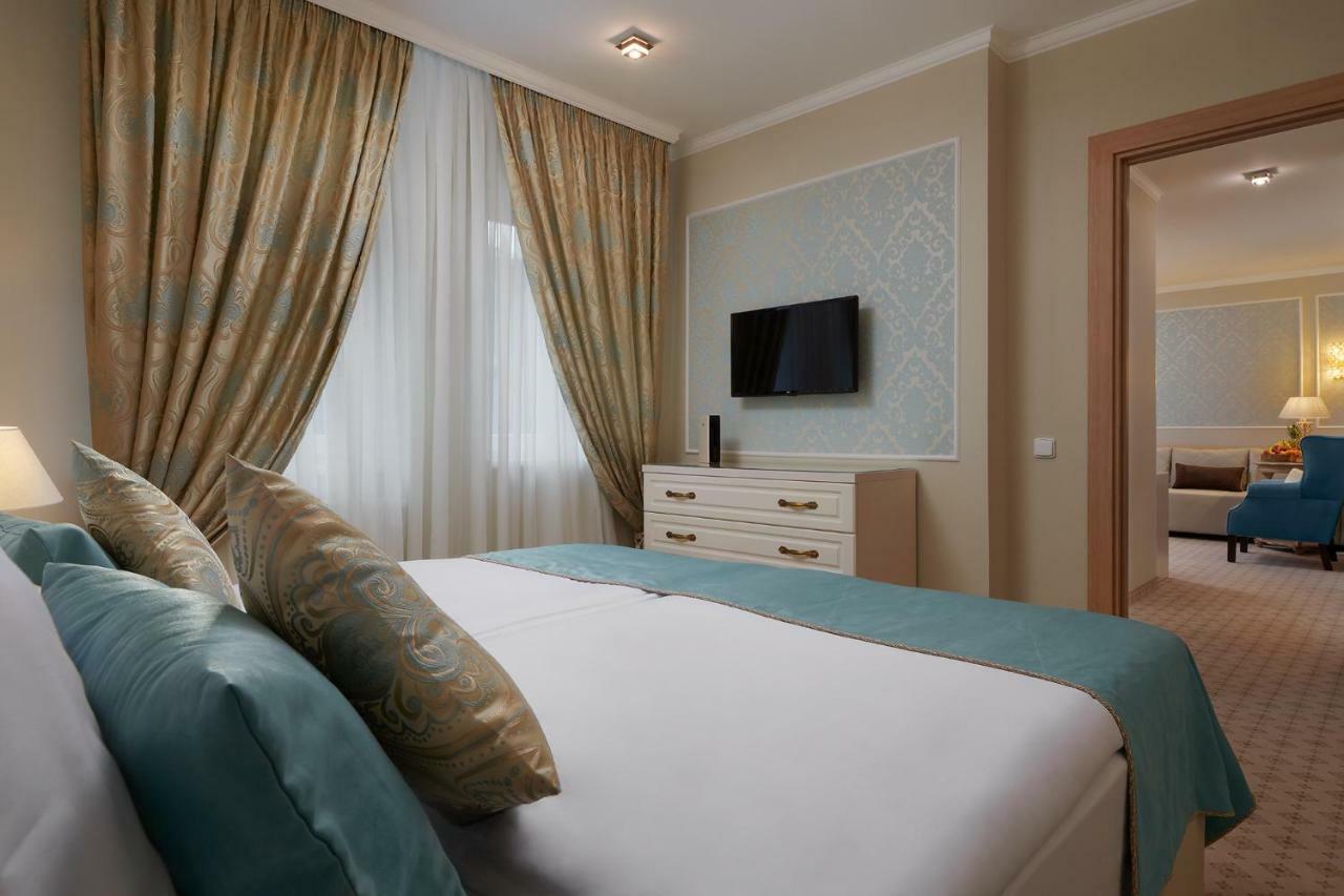 Honour And Grace Hotel Jáchymov Eksteriør billede